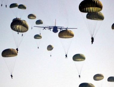 Τουρκική εφημερίδα: Οι Έλληνες ετοιμάζονται να καταλάβουν Ίμβρο και Τένεδο με αλεξιπτωτιστές